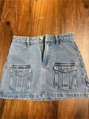 Denim Cargo Pocket Mini Skirt - Light Blue
